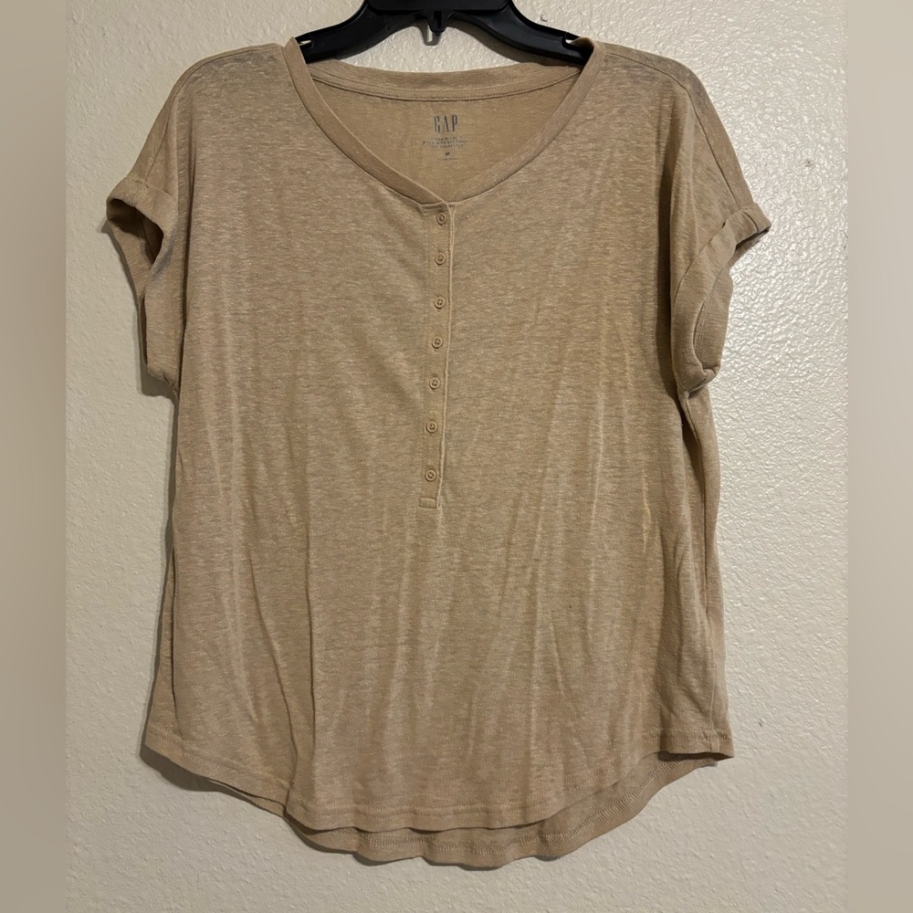 GAP Beige T Shirt
